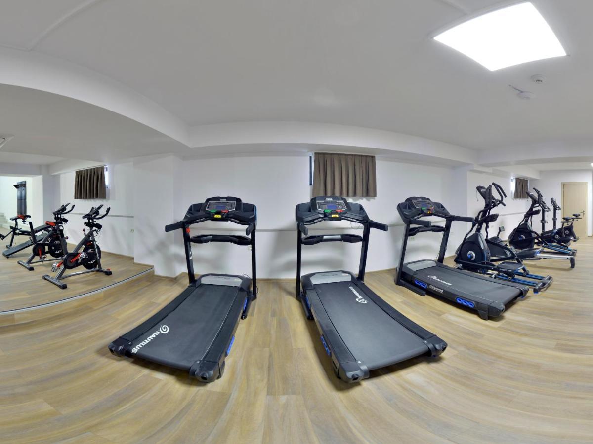 Hotel Condor Tulcea Ngoại thất bức ảnh